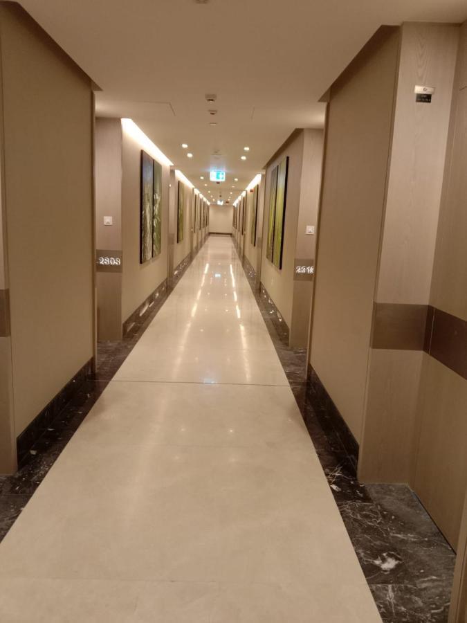 Palm Tower Palm Jumeirah Dubai Exterior foto